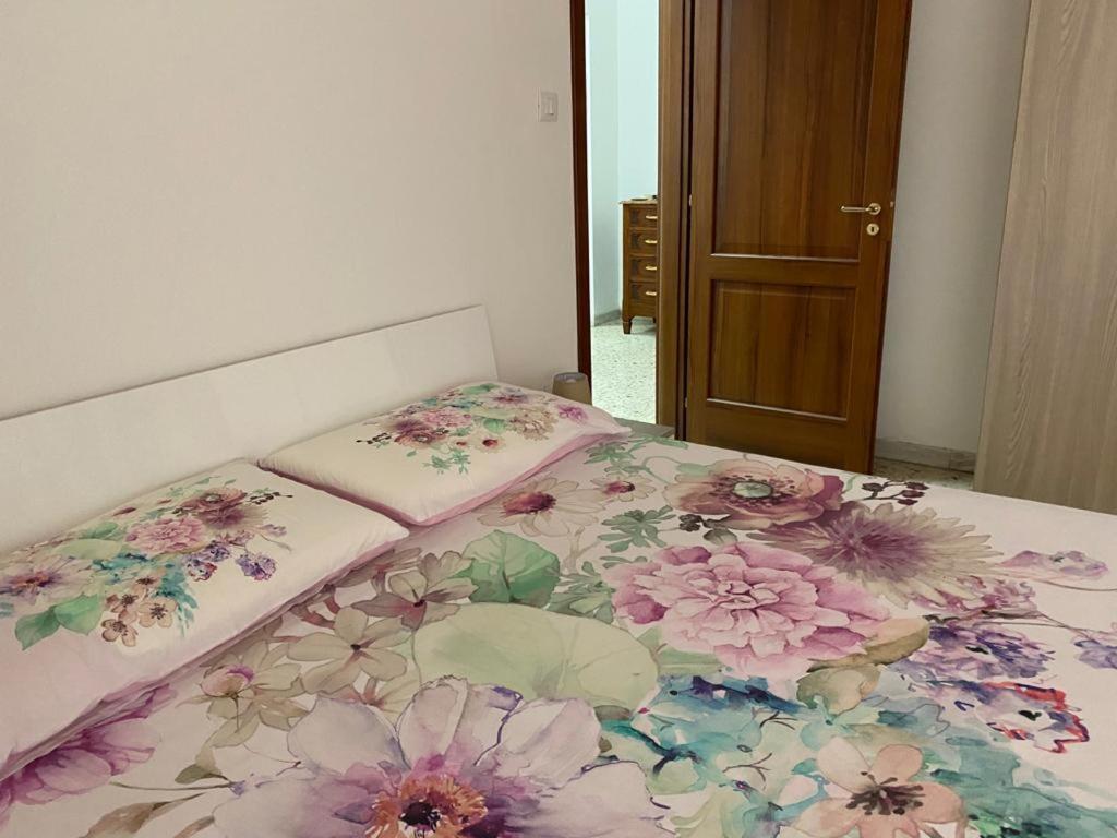 Apartament Golden House Palmi Zewnętrze zdjęcie